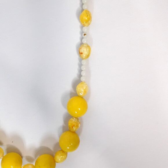 Stunning Infinity Yellow and White Orange Summer Necklace - Picture 3 of 4